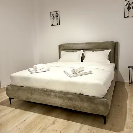 Apartment Cremene Garden *