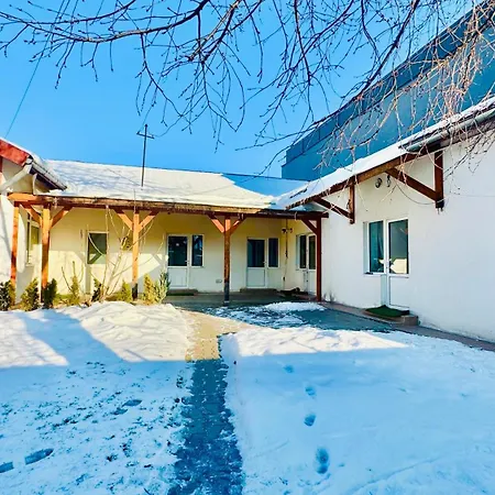 Apartament Cremene Garden